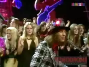 Video: Slade — "Merry Christmas Everybody" (Christmas Song)
